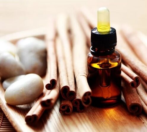 Essential cinnamon oil